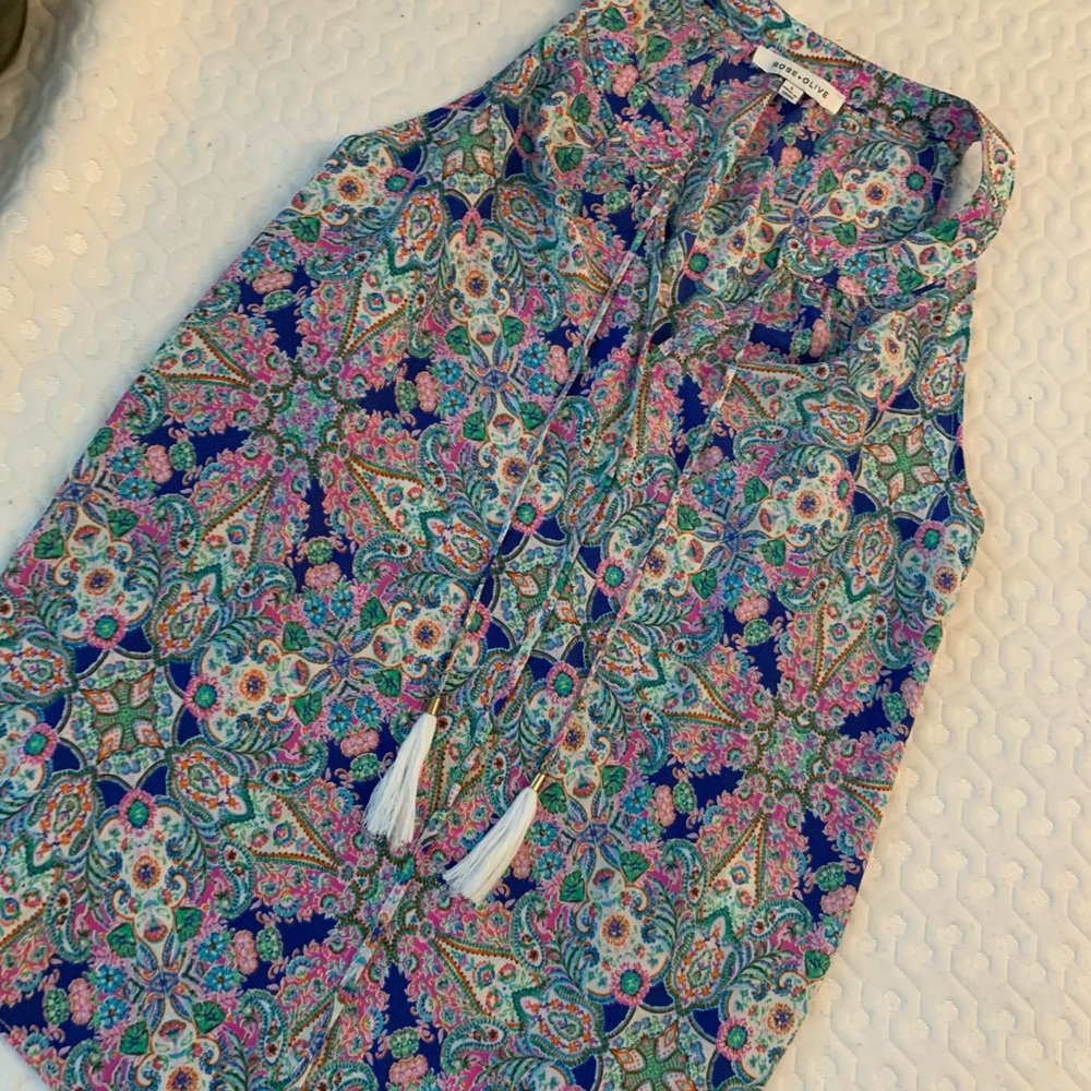 Women’s Rose and Olive Tank Blouse